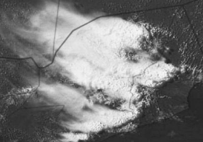 للمرة الثانية.. الأرصاد تحذر من عبور الأودية بحضرموت