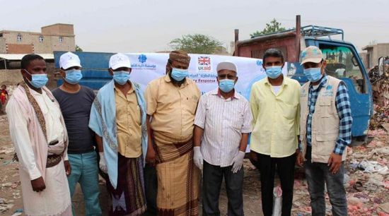 حملتا نظافة في مخيمات النازحين بحيس والخوخة