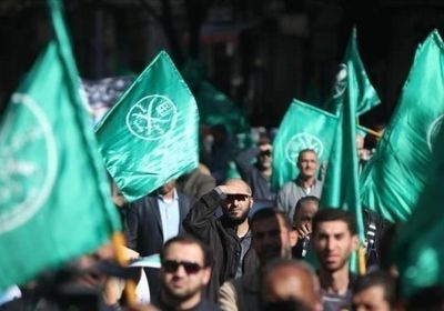 كاتب سعودي يهاجم الإخوان لهذه الأسباب