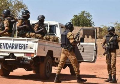 مقتل جنديين وإصابة خمسة آخرين في هجوم مسلح ببوركينا فاسو