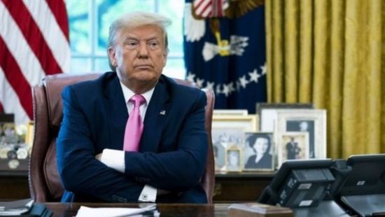 لهذا السبب.. عمدة نيويورك يهدد بمقاضاة ترامب