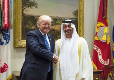 البيت الأبيض: ترامب وبن زايد يبحثان الأزمة الليبية