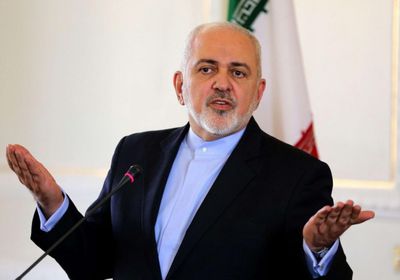 صحفي يُطالب الحكومة العراقية بكشف نتائج زيارة ظريف لبغداد