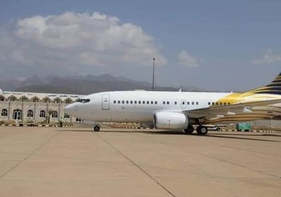 بالصور.. استئناف رحلات إجلاء المرضى من سقطرى للإمارات