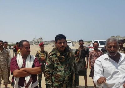 قائد "العاشر صاعقة" يتفقد جبهة الشيخ سالم