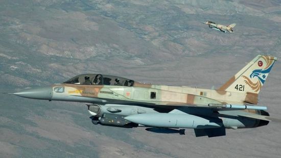 مقاتلة إسرائيلية تعترض طائرة إيرانية في الأجواء السورية