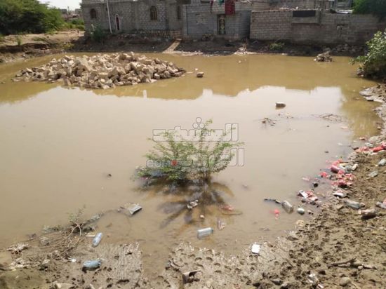 إهمال أم مؤامرة؟.. السيول تغرق الحصن بعد انحراف مسار قنوات الري