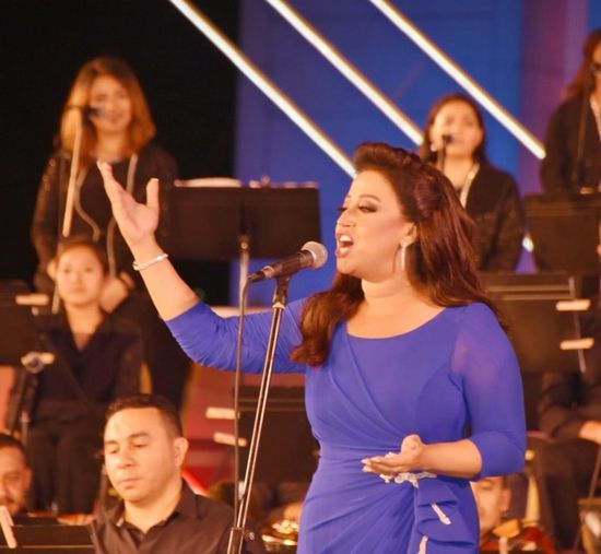 ريهام عبد الحكيم تتألق بحفلها الأخير في الأوبرا المصرية