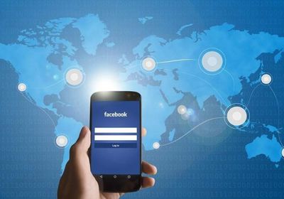  تصل لـ50 شخص.. "فيسبوك" تطلق خدمة البث المباشر للمكالمات المرئية الجماعية
