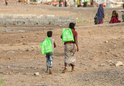 "سلمان للإغاثة" يوزع كسوة العيد على 3503 في تبن