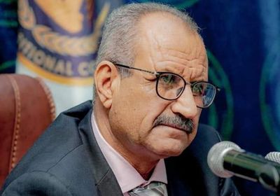 لتأخير رواتبهم.. مساعد أمين الانتقالي: نتضامن مع معتصمي الجيش والأمن الجنوبيين