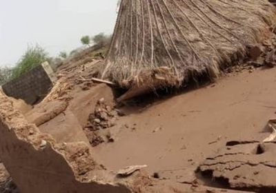 سيول الحديدة تخلف 13 وفاة وتجرف 50 منزلًا