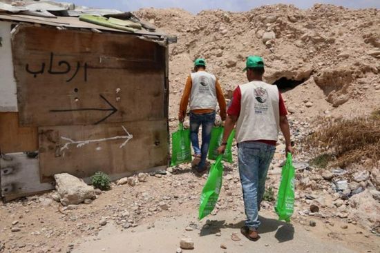 سلمان للإغاثة يوزع 450 حقيبة ملابس في سيحوت