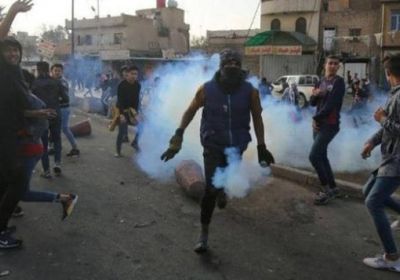 العراق.. اشتباكات بين قوات الأمن ومحتجين وإصابة 7 أشخاص