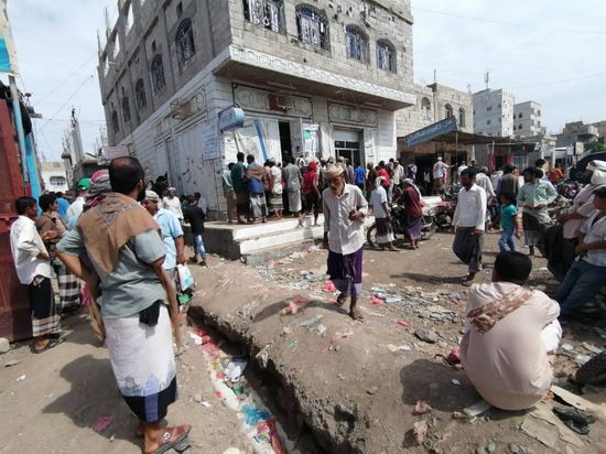 شكاوى من استقطاعات بحوالات "الغذاء العالمي" في ردفان