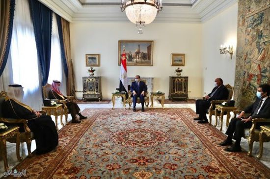الرئيس المصري يستقبل وزير الخارجية السعودي في قصر الرئاسة