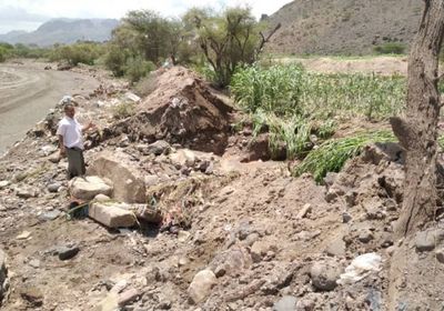 مناشدات بالتدخل العاجل لإنقاذ ردفان من السيول