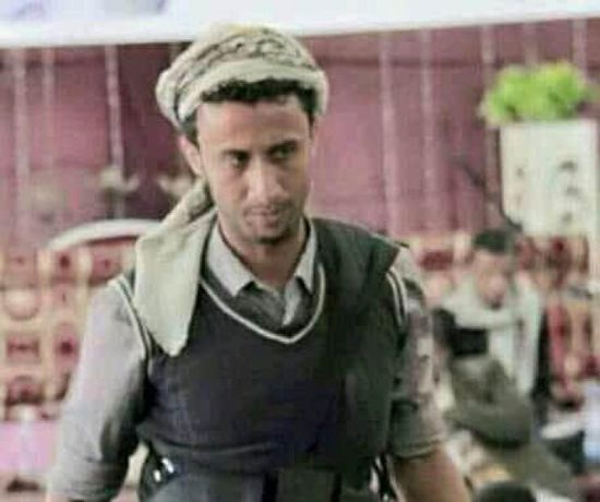 نجل مرشد إخوان تعز يساوم مسؤول على قطعة أرض