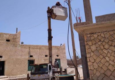 "خليفة الإنسانية" تربط منازل جديدة بالكهرباء في حديبو