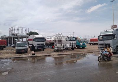 مع تدفق السيول.. جسر الصين "يتصدع" تحت إطارات القاطرات