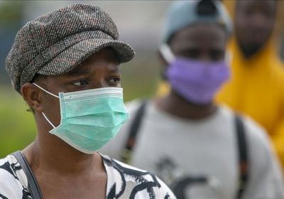 جنوب إفريقيا تُسجل 298 وفاة و7096 إصابة جديدة بكورونا