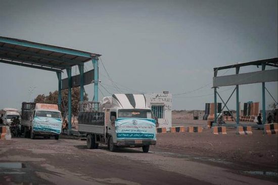 بالصور.. إمدادات غذائية دعما للقوات الجنوبية في شقرة
