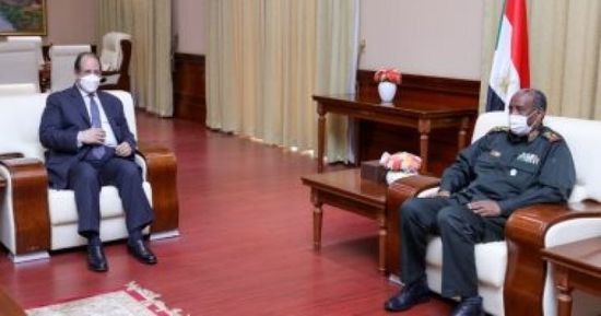  رئيس المخابرات المصرية ينقل رسالة شفهية من السيسي لرئيس السيادة السوداني 