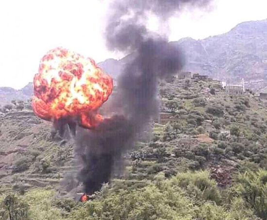 تفحم سيارة محملة بمحروقات مهربة لحوثيين تعز