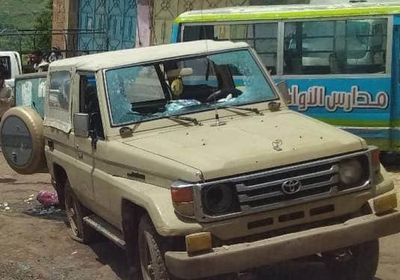 مواجهات قبلية تُحيط بالنجد الأحمر في إب