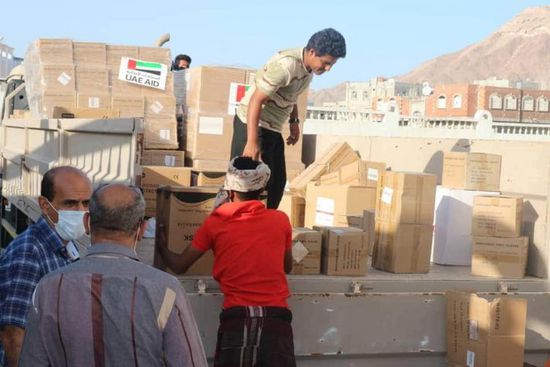 بشحنة مستلزمات طبية لـ"الانتقالي".. الإمارات تعزز الوضع الصحي بحضرموت