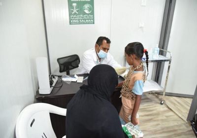 عيادات سعودية متنقلة تعالج مرضى عبس