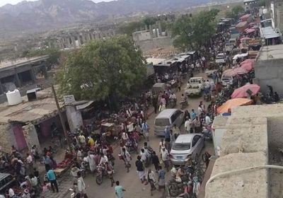 خشية كورونا.. نقل سوق قات حبيل جبر خلال عيد الأضحى