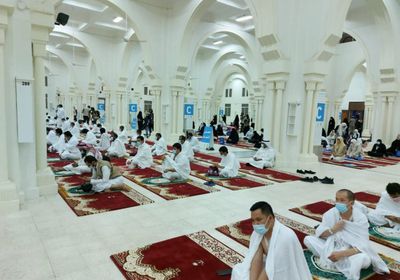 اكتمال وصول الحجاج إلى مشعر مزدلفة بعد وقوفهم بعرفات (صور)  