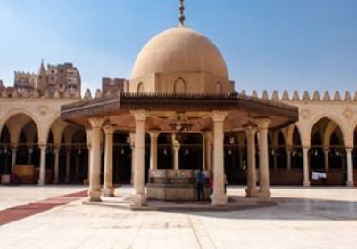 خطأ في إذاعة آذان المغرب بمصر يثير أزمة على مواقع التواصل الاجتماعي: فطرنا قبل الموعد