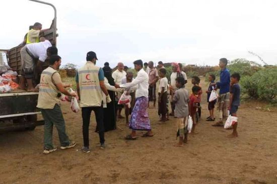 البيان: الإمارات تصنع عيدًا لفقراء الساحل الغربي