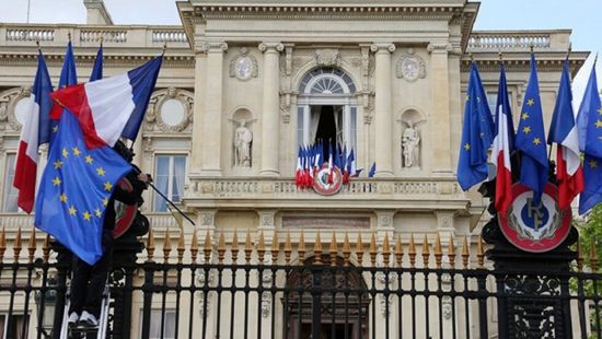 الخارجية الفرنسية تتطلع لتنفيذ اتفاق الرياض سريعًا