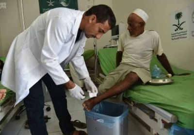 المئات بحجة يستفيدون من خدمات طبية سعودية