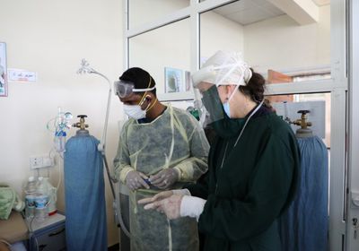 أطباء بلا حدود: نقص أسطوانات الأكسجين مميت لمرضى كورونا