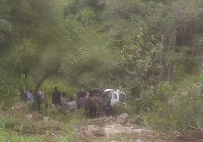 بحادث مروري.. موكب عرس يتحول لمأتم في تعز