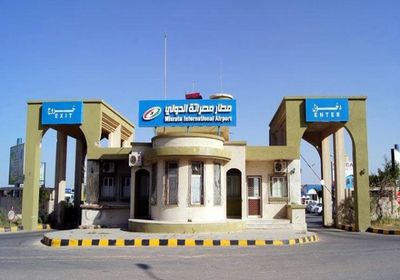 اشتعال النيران بصالة الركاب بمطار مصراتة الليبي