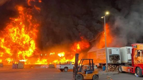  حريق في منطقة صناعية قرب طهران  &rlm;