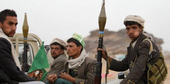 الحوثيون ومعاداة الإنسانية.. من نهب المساعدات إلى استهداف شباب الخير