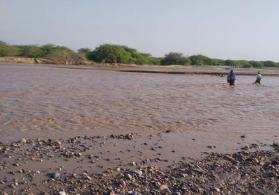 سيول وادي أحور تقطع خط "حضرموت &ndash; عدن"