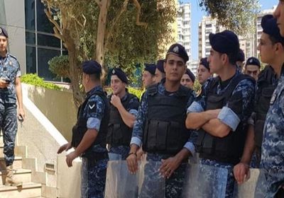 الأمن الداخلي اللبناني يدعو المواطنين لإخلاء الطرقات وملازمة المنازل 