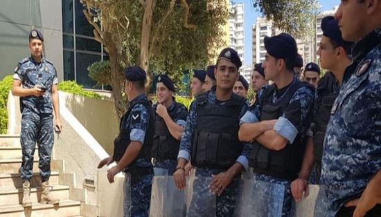 الأمن الداخلي اللبناني يدعو المواطنين لإخلاء الطرقات وملازمة المنازل 