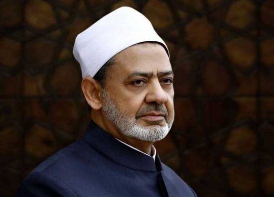  شيخ الأزهر ينعى ضحايا انفجار بيروت ويدعو للبنان بالاستقرار