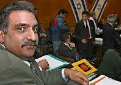 انتقادات عزمي بشارة لاتفاق الرياض تبوح بمخاوف قطرية