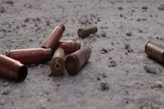 العثور على جثة شاب مقتولا بطلقات نارية في لودر