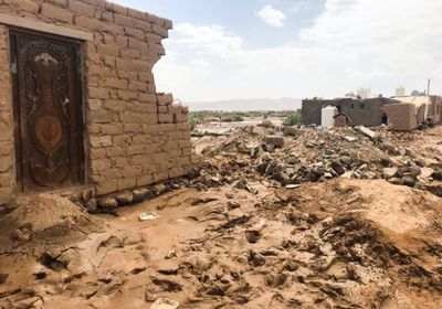 مساعدات لأكثر من 400 متضرر جراء السيول