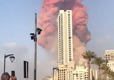 العراق يتعهد بإرسال 100 ألف برميل نفط إلى لبنان شهريًا